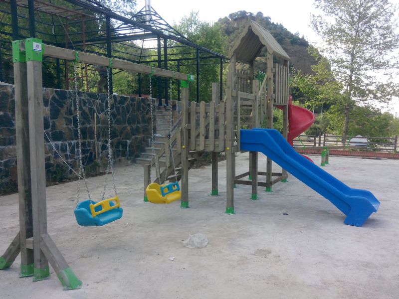 OG-206 OYUN GRUBU/SAL�HL�-Ah�ap Polietilen Oyun Gruplar�-