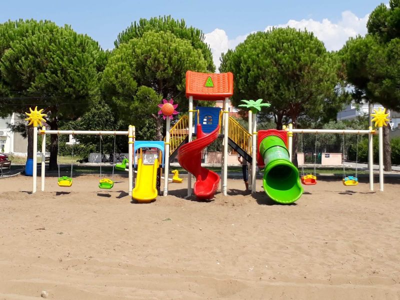 OG-115 Oyun Grubu/Salihleralt�/Dikili-Metal Polietilen Oyun Gruplar�-