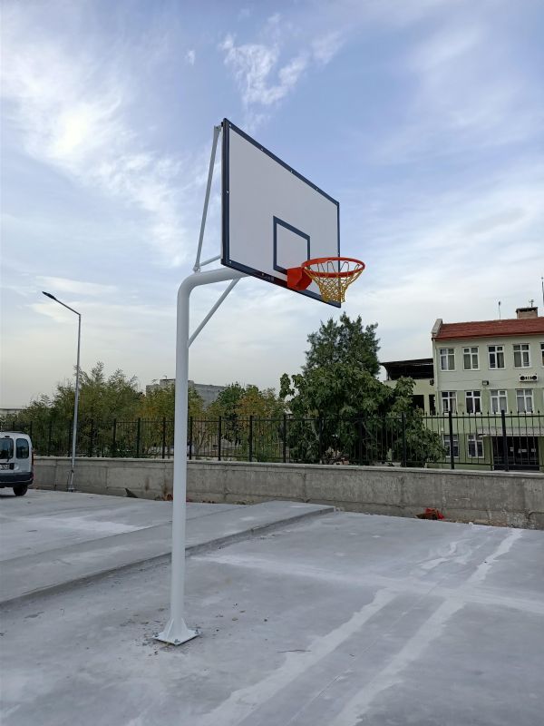 Ayg�n �n�aat-Spor Ekipmanlar�-