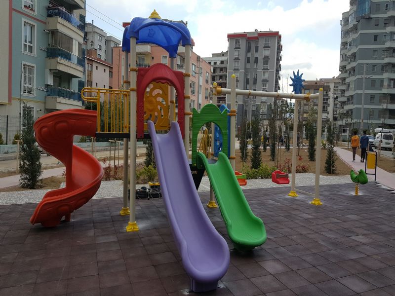 �zerbey Peyzaj-Metal Polietilen Oyun Gruplar�-