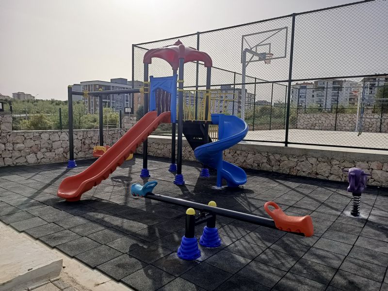 �zkon �n�aat-Metal Polietilen Oyun Gruplar�-